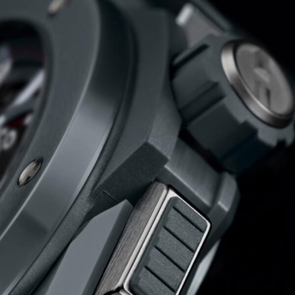 Big Bang Integrated Grey Ceramic 42mm Mens Watch - Image 3